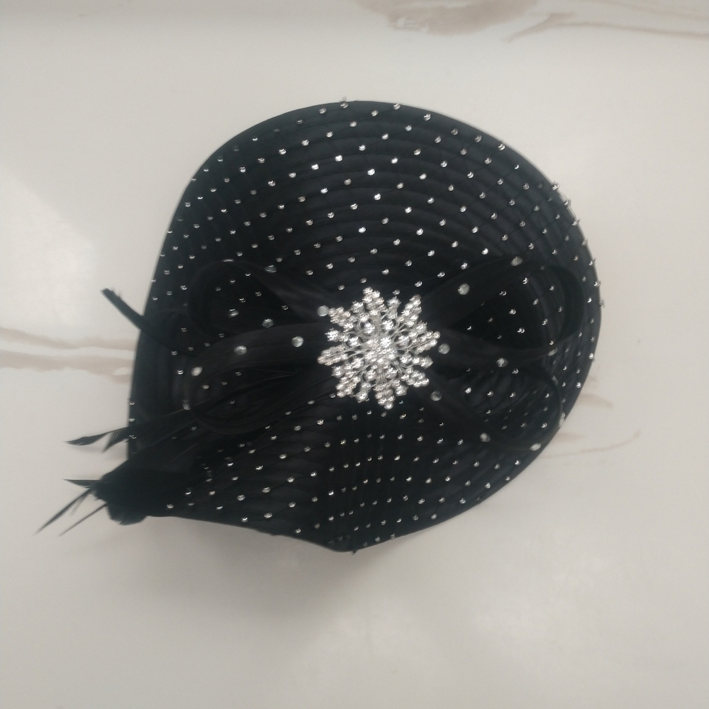 Hat - Picture 8 of 8
